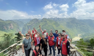 HA GIANG LOOP 3 DAYS 3 NIGHTS WITH EASY RIDERS
