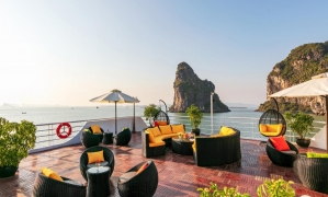 DRAGON BAY CRUISE 3D2N HALONG – CAT BA ISLAND DISCOVERY