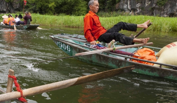 HOA LU - TAM COC - MUA CAVE 1 DAY TOUR