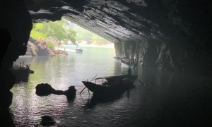 DARK CAVE - PHONG NHA CAVE 1 DAY TRIP