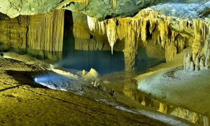 PARADISE CAVE - DARK CAVE 1 DAY TRIP