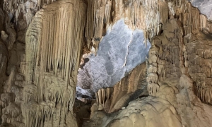 PARADISE CAVE - PHONG NHA CAVE 1 DAY TRIP