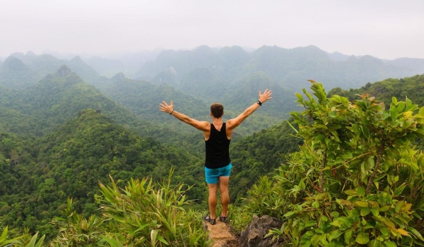 HALONG BAY 3D2N STANDARD CRUISE - UNIQUE CAT BA TREKKING (1 NIGHT ON CAT BA ISLAND)